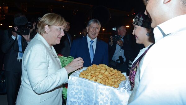 Прибытие Федерального канцлера Германии Ангелы Меркель в Кыргызстан - Sputnik Кыргызстан