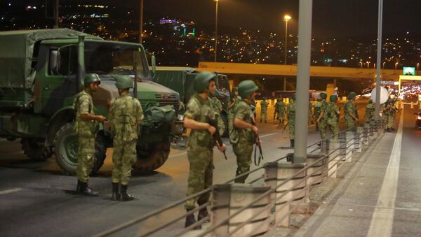 Военнослужащие Турции на одой из улиц Анкары - Sputnik Кыргызстан