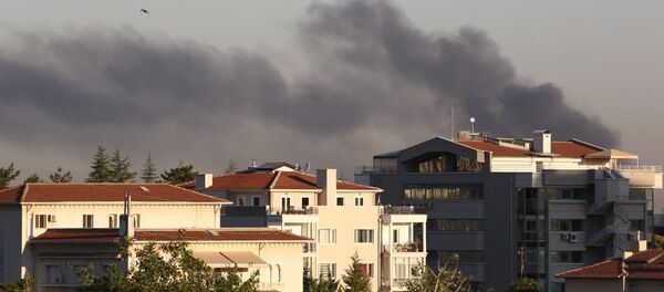 Дым от президентского дворца в Анкаре - Sputnik Кыргызстан