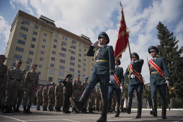 Служба в Национальной гвардии Кыргызской Республики - Sputnik Кыргызстан
