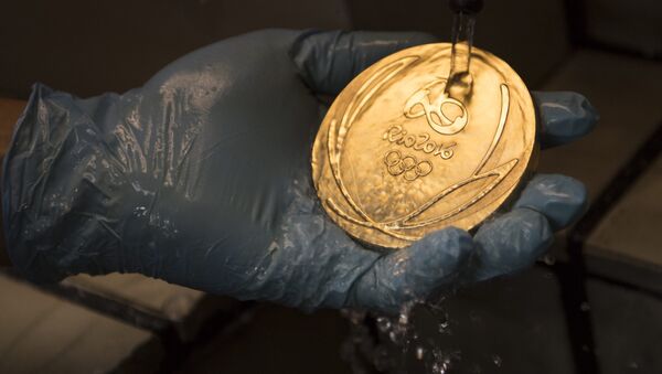 Золотая медаль Олимпийских игр в Рио-де-Жанейро, Бразилия. Архивное фото - Sputnik Кыргызстан
