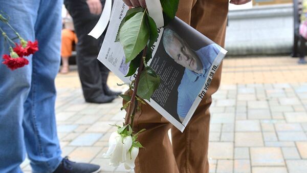 Церемония прощания с погибшим в Киеве журналистом Павлом Шереметом. Архивное фото - Sputnik Кыргызстан