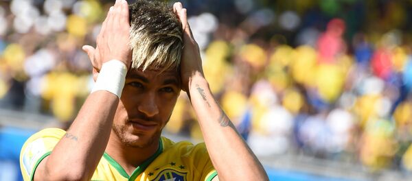 Бразильский футболист, нападающий клуба Барселона Неймар во время матча. Архивное фото - Sputnik Кыргызстан