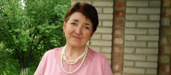 20 жашында Нарын облусунун Кайыңды-Булак айылына келин болуп келген Галина Мальцева 20 жашында Нарын облусунун Кайыңды-Булак айылына келин болуп келген Галина Мальцева - Sputnik Кыргызстан