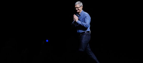 Apple компаниясынан аткаруучу директору Тим Кук. Архив Apple компаниясынан аткаруучу директору Тим Кук. Архив - Sputnik Кыргызстан