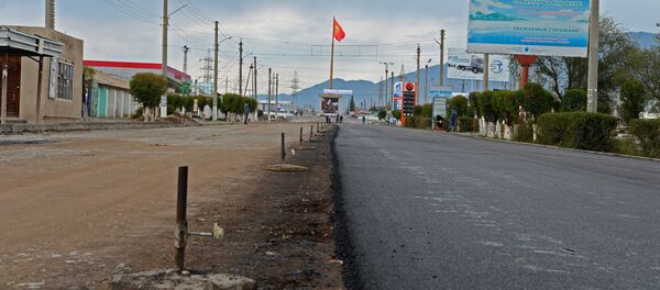 Ремонтируемая улица Абдрахманова в Балыкчи - Sputnik Кыргызстан