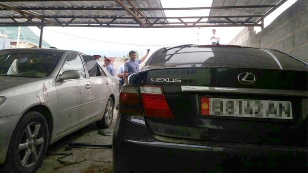 Взрыв машины работника прокуратуры в селе Орто-Сай - Sputnik Кыргызстан
