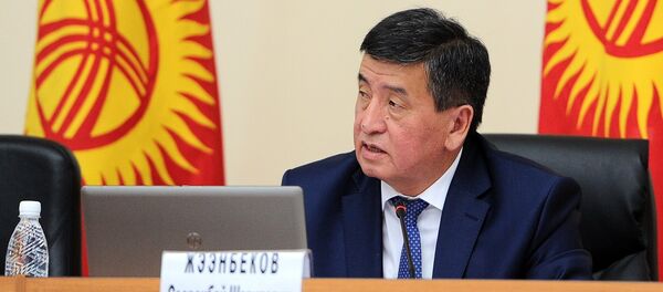 Премьер-министр КР Сооронбай Жээнбеков на заседании правительства. Архивное фото Премьер-министр КР Сооронбай Жээнбеков на заседании правительства. Архивное фото - Sputnik Кыргызстан