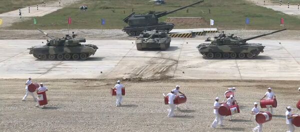 Открытие Танкового биатлона на подмосковном полигоне Алабино - Sputnik Кыргызстан