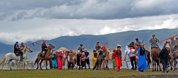 Торжественное мероприятие, посвященное 220-летию Тайлак-баатыра Торжественное мероприятие, посвященное 220-летию Тайлак-баатыра - Sputnik Кыргызстан