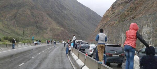 Боом капчыгайындагы унаалар. Архив - Sputnik Кыргызстан