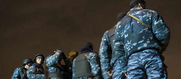 Сотрудники правоохранительных органов. Архивное фото - Sputnik Кыргызстан