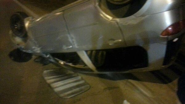 Автомобиль перевернулся вследствие ДТП в Бишкеке - Sputnik Кыргызстан