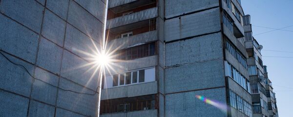 Многоэтажные жилые дома. Архинвое фото - Sputnik Кыргызстан