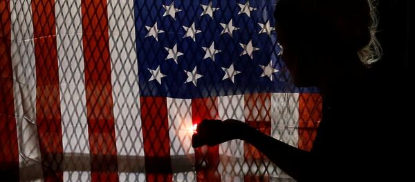 Флаг США. Архивное фото Флаг США. Архивное фото - Sputnik Кыргызстан