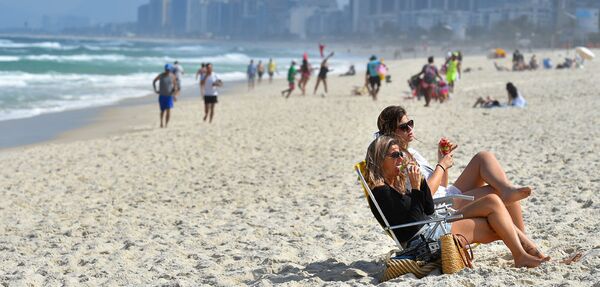 Флаг Кыргызской Республики в Олимпийской деревне Рио-де-Жанейро - Sputnik Кыргызстан