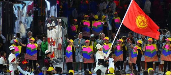 Кыргызстанцы на церемонии открытия XXXI летних Олимпийских игр в Рио-де-Жанейро - Sputnik Кыргызстан