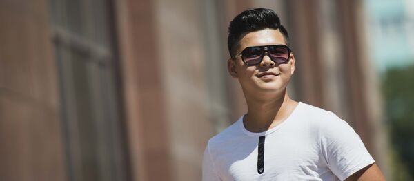 15 жаштагы жаш ырчы Кылыч Эдик. Архив - Sputnik Кыргызстан