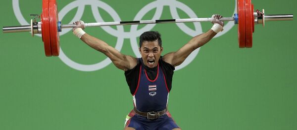 Таиланддык штангист Круайтхонг Бразилиядары олимпиада оюндары учурунда - Sputnik Кыргызстан