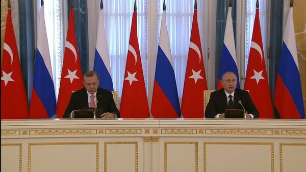 LIVE: Совместная пресс-конференция Путина и Эрдогана в Петербурге - Sputnik Кыргызстан
