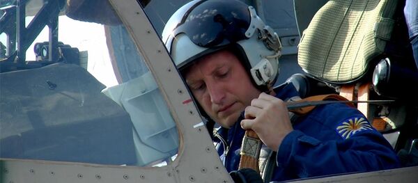 Кант авиабазасынын учкучу асман мейкиндигинин сыры менен бөлүштү Кант авиабазасынын учкучу асман мейкиндигинин сыры менен бөлүштү - Sputnik Кыргызстан