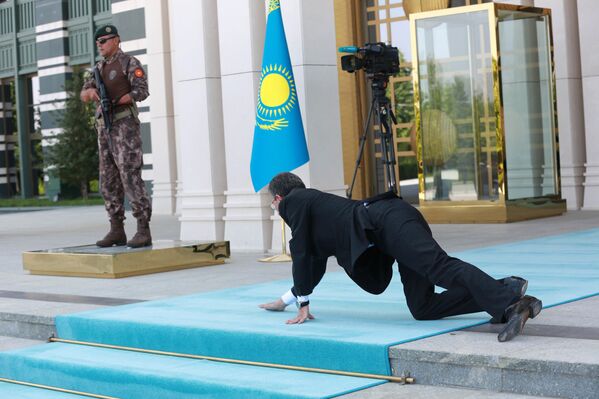 Подготовка к встрече президента Казахстана Нурсултана Назарбаева с президентом Турции Тайипом Эрдоганом в Анкаре - Sputnik Кыргызстан
