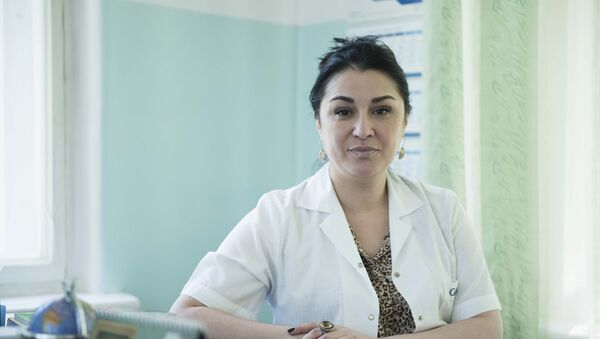 Психотерапевт Республиканского центра психического здоровья Жанна Каракеева во время интервью - Sputnik Кыргызстан