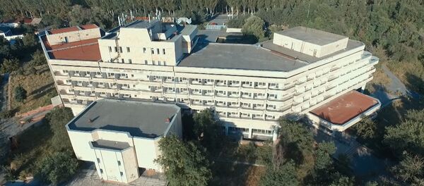 Оңдоп-түзөлө турган Ысык-Көл мейманканасынын абалы видеодо Оңдоп-түзөлө турган Ысык-Көл мейманканасынын абалы видеодо - Sputnik Кыргызстан