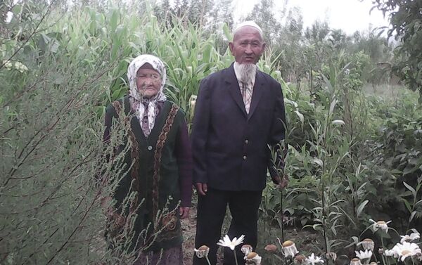 Каюм-ата вместе с супругой воспитали девятерых детей, у них 30 внуков и 26 правнуков - Sputnik Кыргызстан