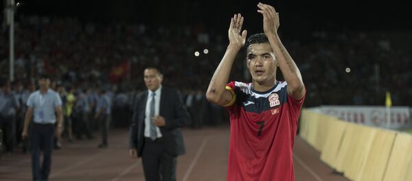 Футбольный матч между сборной Кыргызстана и Австралией в Бишкеке - Sputnik Кыргызстан