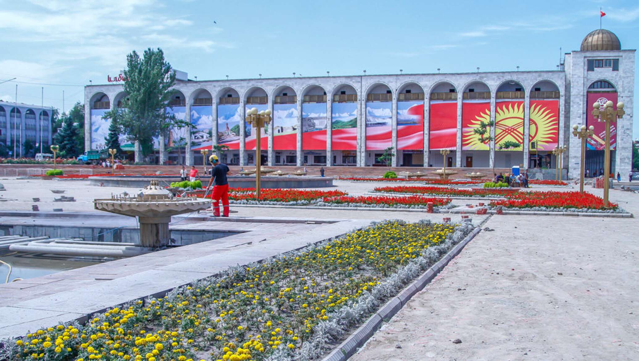 Кыргызстан Бишкек площадь ала ТОО