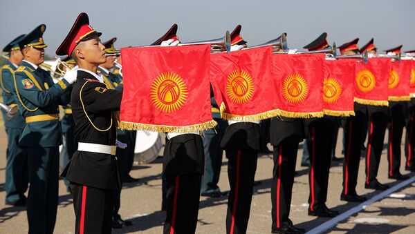 Репетиция военного парада к 25-летию независимости Кыргызстана - Sputnik Кыргызстан
