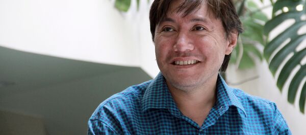 Интервью с киноактером Азизом Мурадиллаевым Интервью с киноактером Азизом Мурадиллаевым - Sputnik Кыргызстан