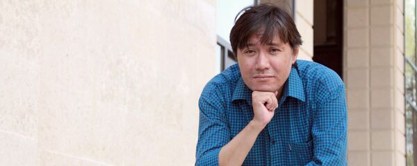 Интервью с киноактером Азизом Мурадиллаевым - Sputnik Кыргызстан