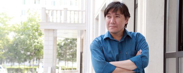 Интервью с киноактером Азизом Мурадиллаевым - Sputnik Кыргызстан