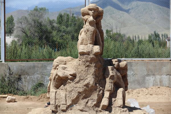 Международный фестиваль песчаных скульптур в Чолпон-Ате - Sputnik Кыргызстан