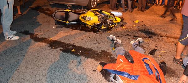 В Бишкеке в ночь с субботы на воскресенье произошло дорожно-транспортное происшествие, в котором погиб водитель мотоцикла - Sputnik Кыргызстан