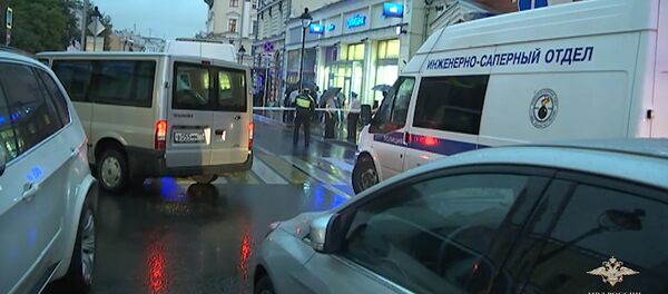 Полиция освободила заложников в московском банке. Кадры с места ЧП Полиция освободила заложников в московском банке. Кадры с места ЧП - Sputnik Кыргызстан