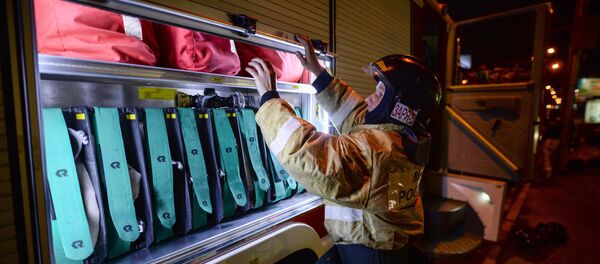 Өрт кызматкери. Архив - Sputnik Кыргызстан