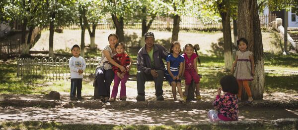 Жизнь в поселке Мин-Куш Джумгальского района - Sputnik Кыргызстан