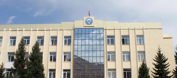 День траура в Нарыне в связи с двумя трагическими событиями, произошедшими 27 августа, и унесшими жизни 23 граждан Кыргызстана - Sputnik Кыргызстан