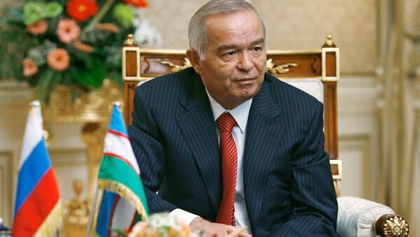 Өзбекстандын тунгун президенти Ислам Каримовдун архивдик сүрөтү - Sputnik Кыргызстан