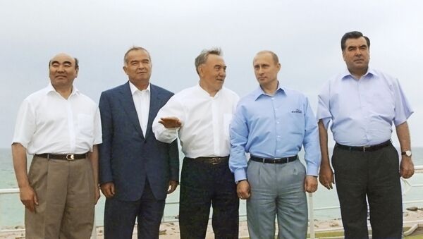 Рабочая встреча глав государств центрально-азиатского региона и России - Sputnik Кыргызстан