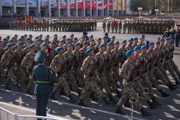 Репетиция военного парада, посвященного 25-летию независимости Кыргызстана - Sputnik Кыргызстан