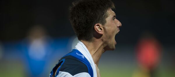 Товарищеский матч между сборными Кыргызстана и Казахстана по футболу на стадионе имени Долона Омурзакова - Sputnik Кыргызстан