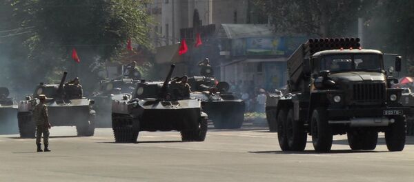 Военная техника и прекрасное настроение — празднование Дня независимости - Sputnik Кыргызстан