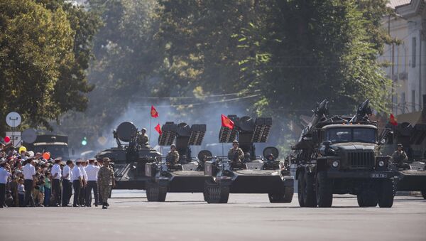 Военный парад в Бишкеке. Архивное фото - Sputnik Кыргызстан