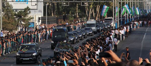 Траурная процессия президента Узбекистана Ислама Каримова Траурная процессия президента Узбекистана Ислама Каримова - Sputnik Кыргызстан