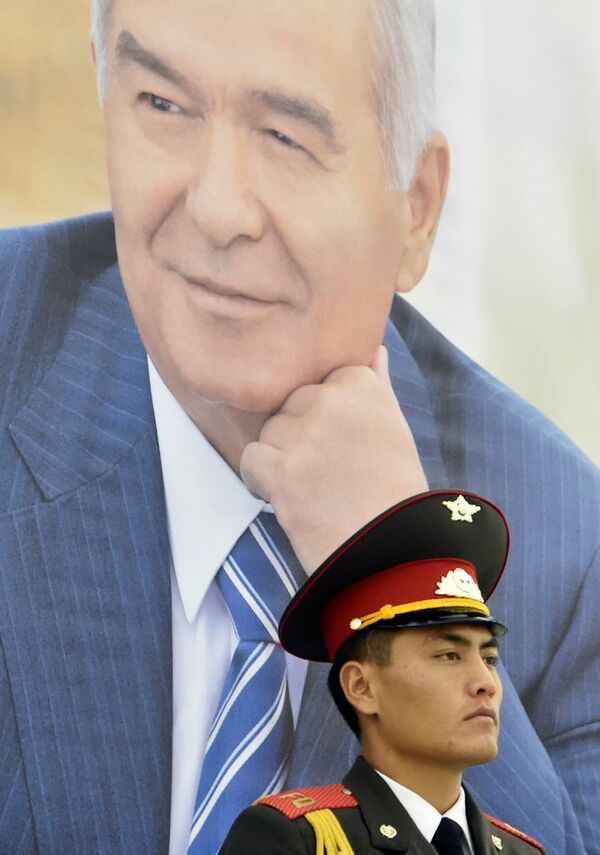 Похороны президента Узбекистана Ислама Каримова в Самарканде - Sputnik Кыргызстан