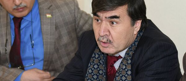 Архивное фото председателя Национальной ассоциации политологов Таджикистана Абдугани Мамадазимова - Sputnik Кыргызстан